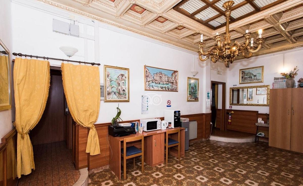 Hotel Artromano Екстер'єр фото