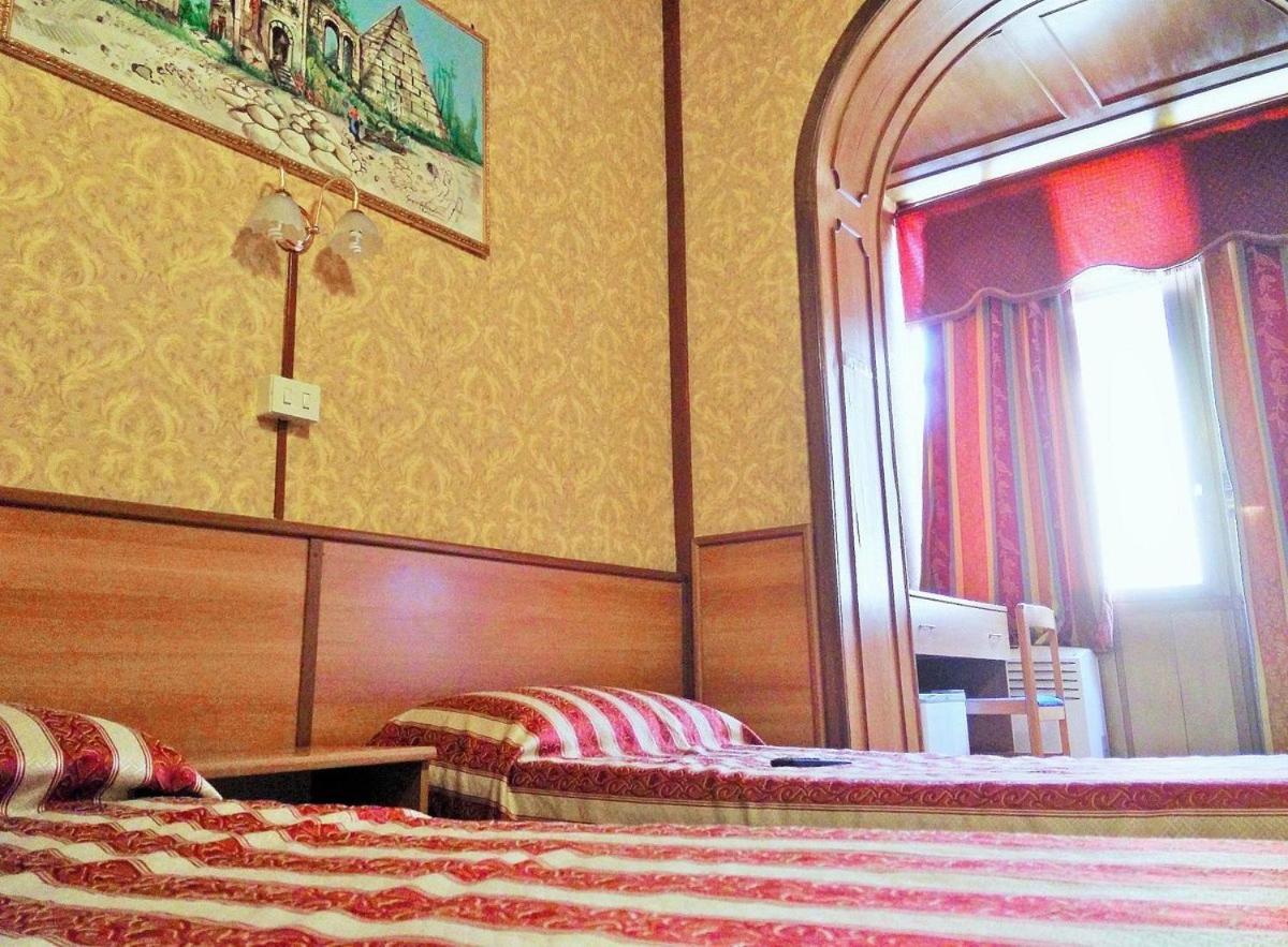 Hotel Artromano Екстер'єр фото