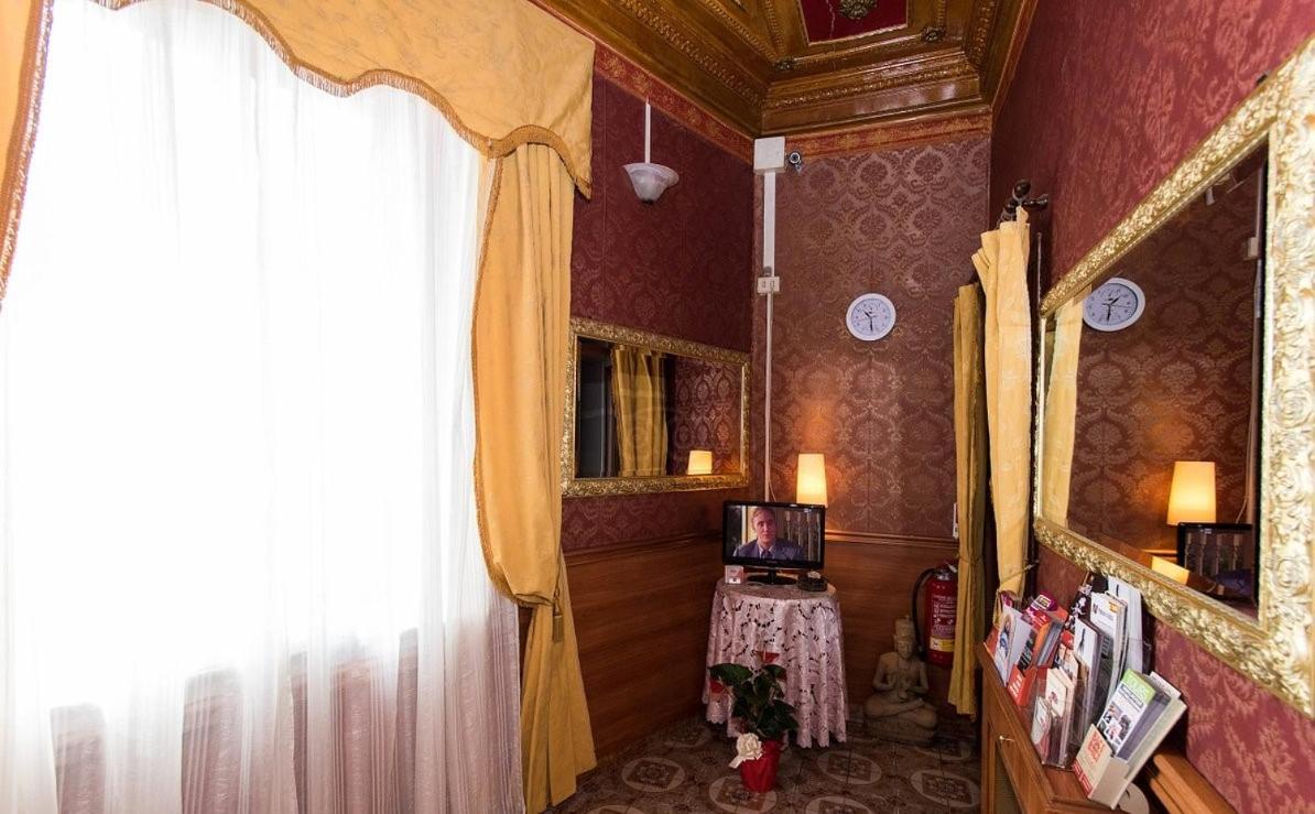 Hotel Artromano Екстер'єр фото