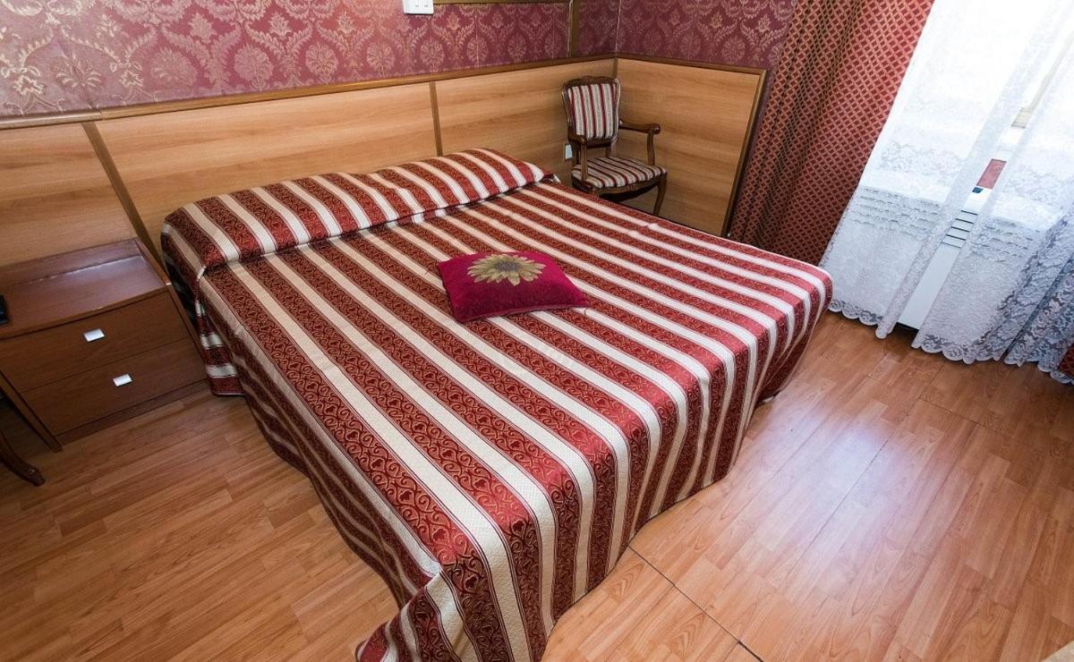 Hotel Artromano Екстер'єр фото