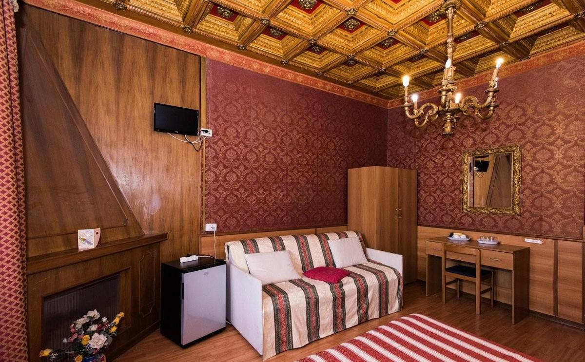 Hotel Artromano Екстер'єр фото