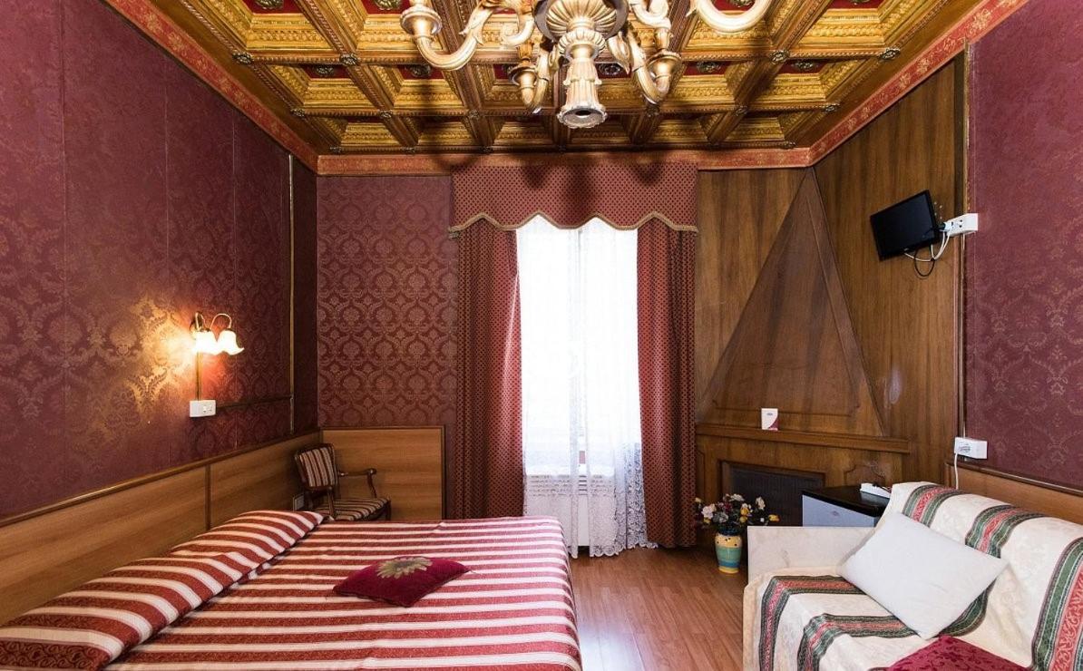 Hotel Artromano Екстер'єр фото