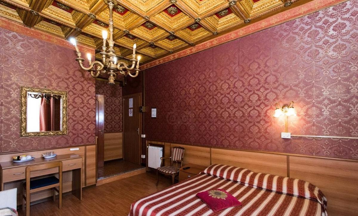 Hotel Artromano Екстер'єр фото