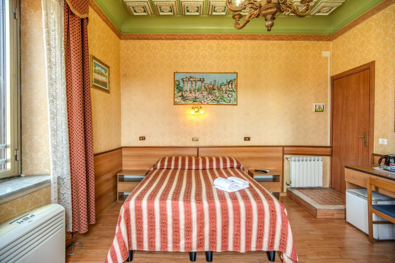 Hotel Artromano Екстер'єр фото
