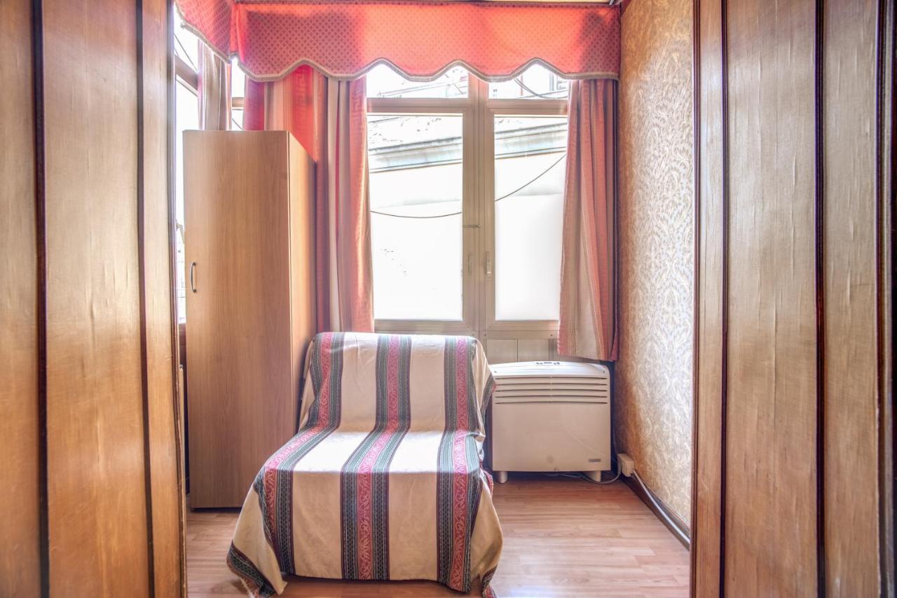 Hotel Artromano Екстер'єр фото