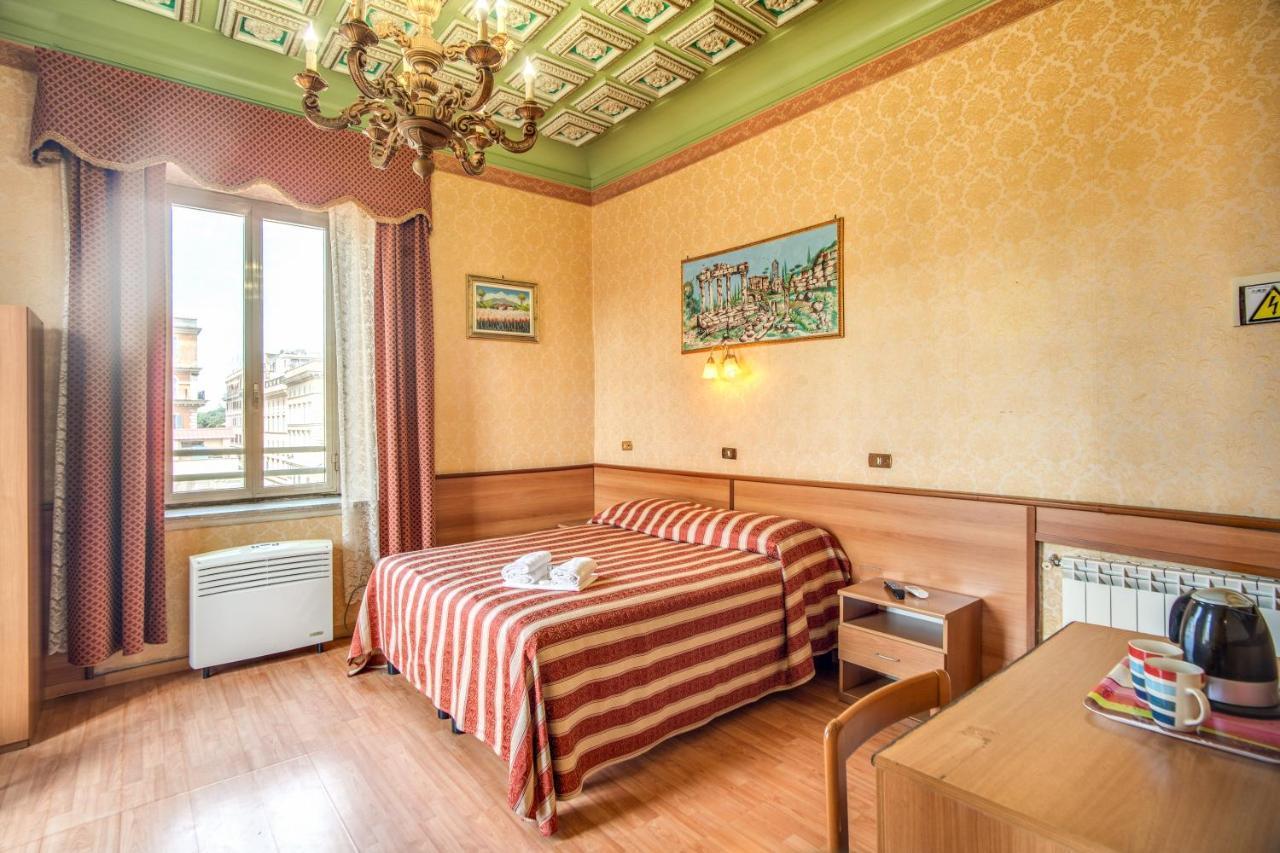 Hotel Artromano Екстер'єр фото