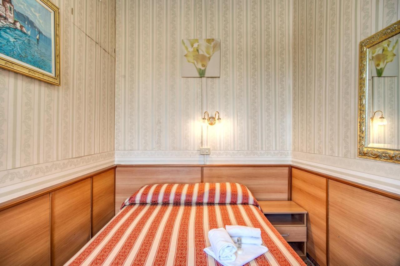 Hotel Artromano Екстер'єр фото